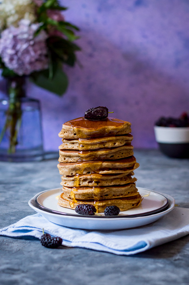 Whole wheat american pancakes with honey and mulberries