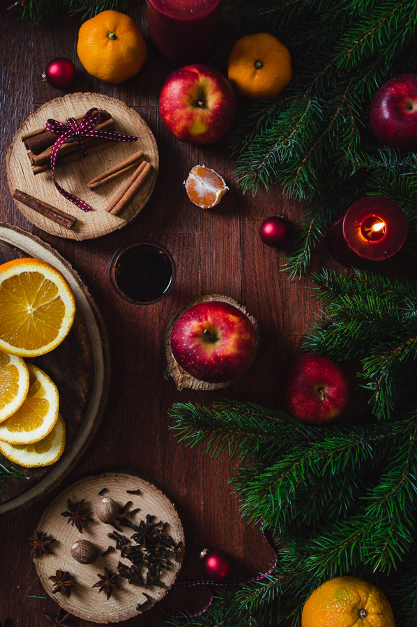 ingredients for christmas stovetop simmering potpourri