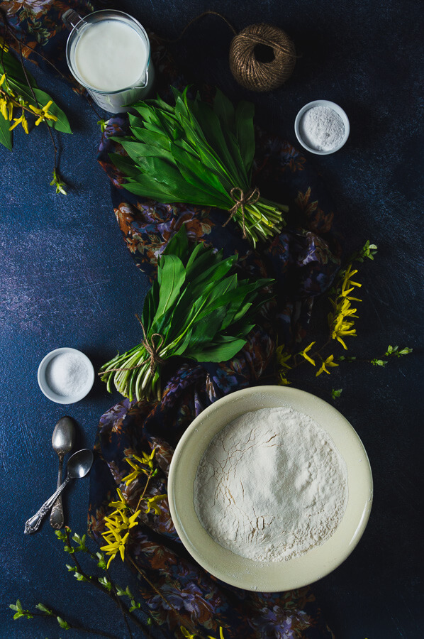 ingredients for green soda bread with wild garlic