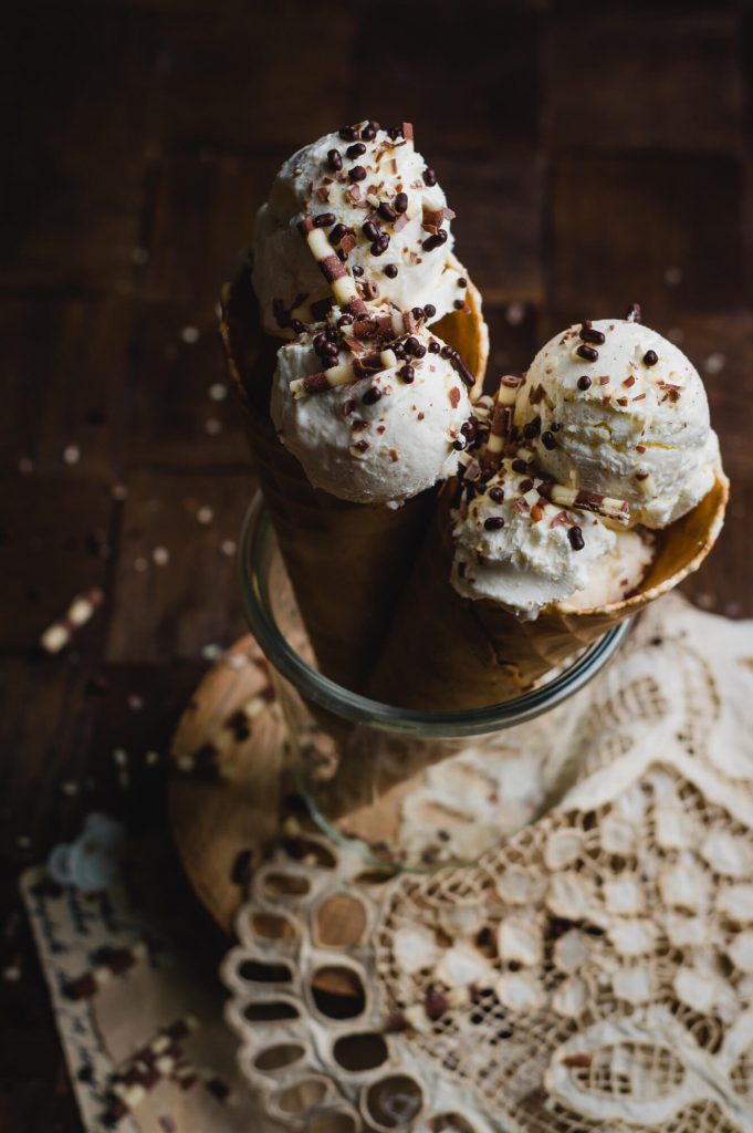 homemade bourbon vanilla ice cream