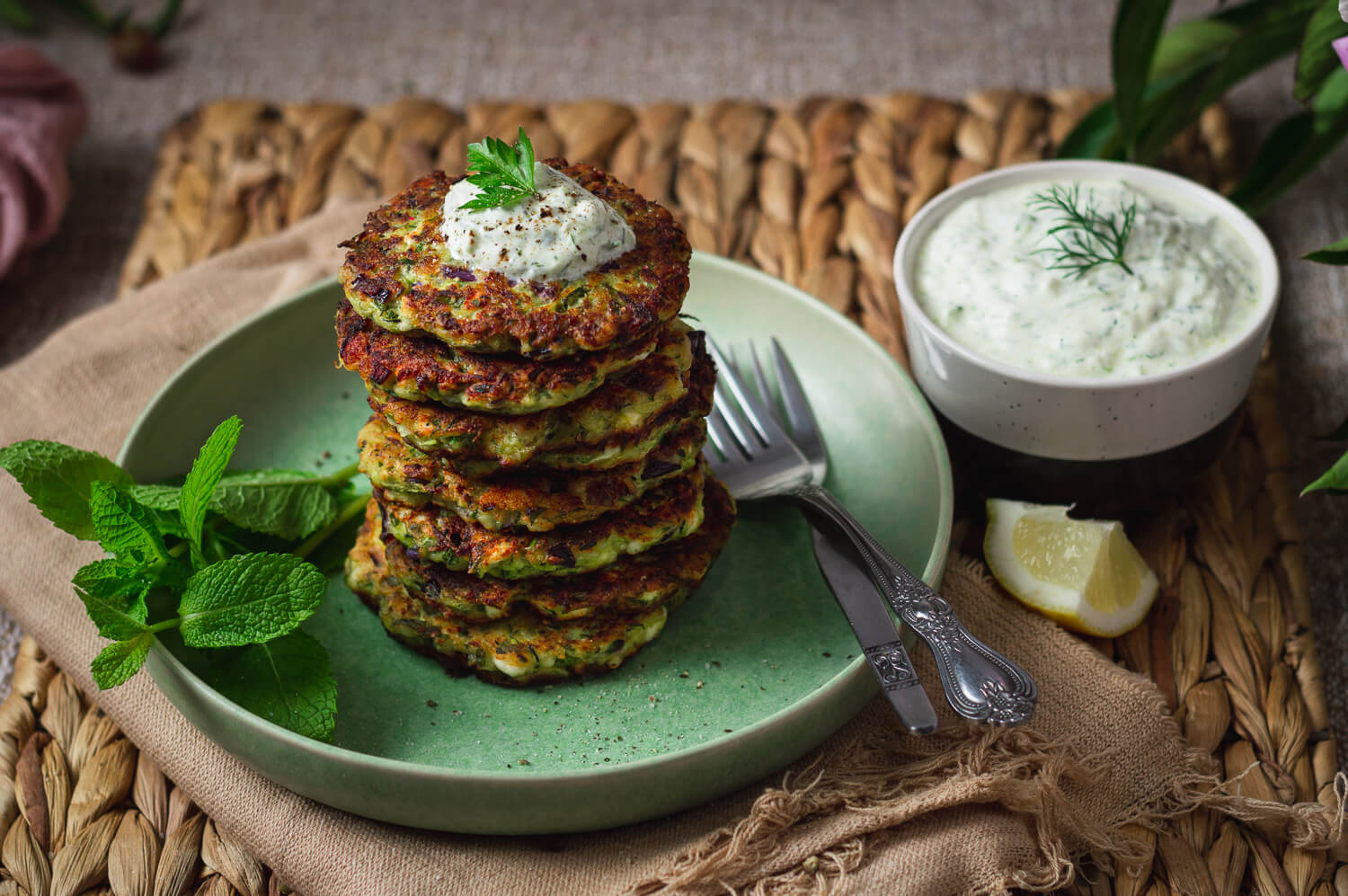 greek zucchini fritters