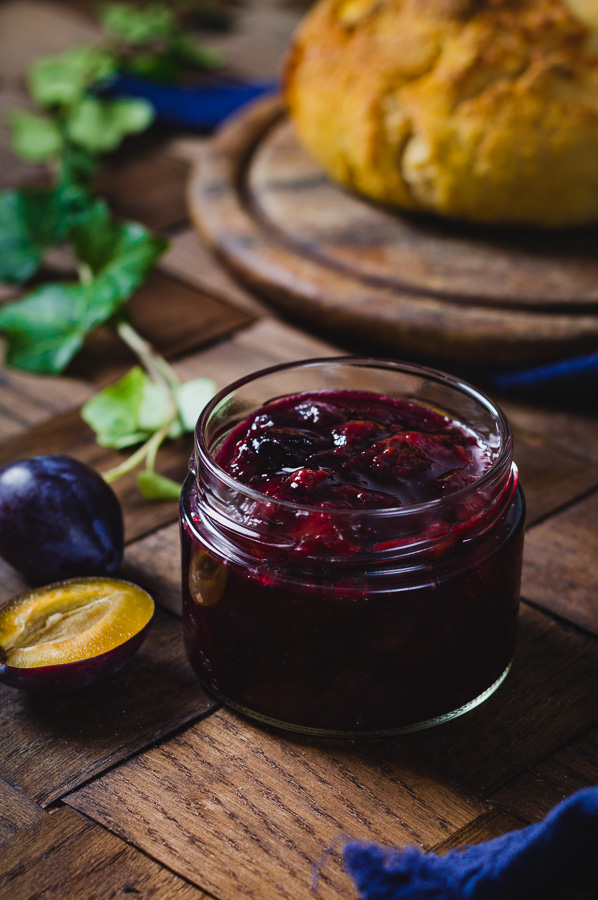 oven roasted plum jam without added sugar