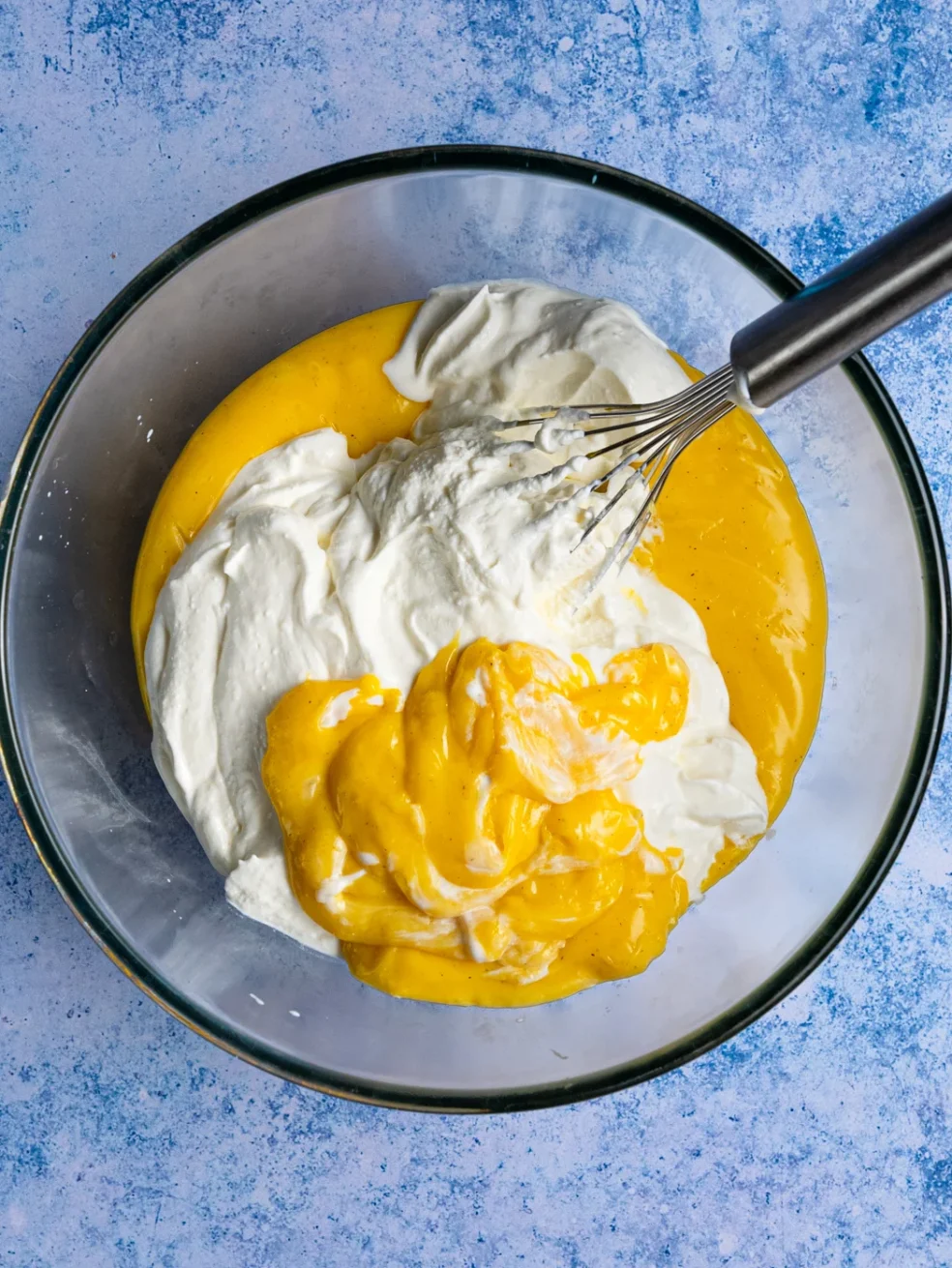 mixing cooked vanilla pudding and mileram