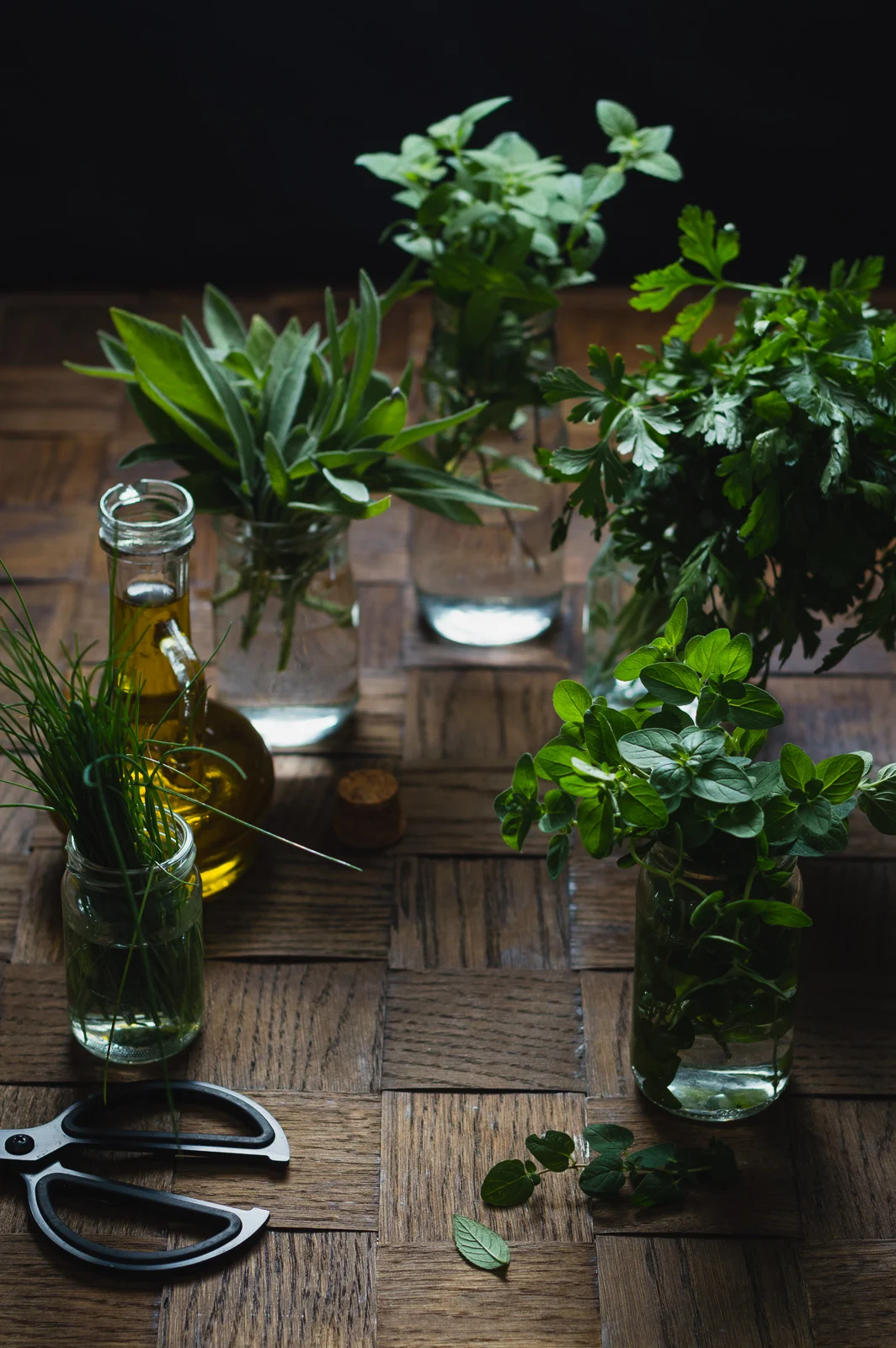 fresh herbs: oregano,pasrley, chives, sage and mint