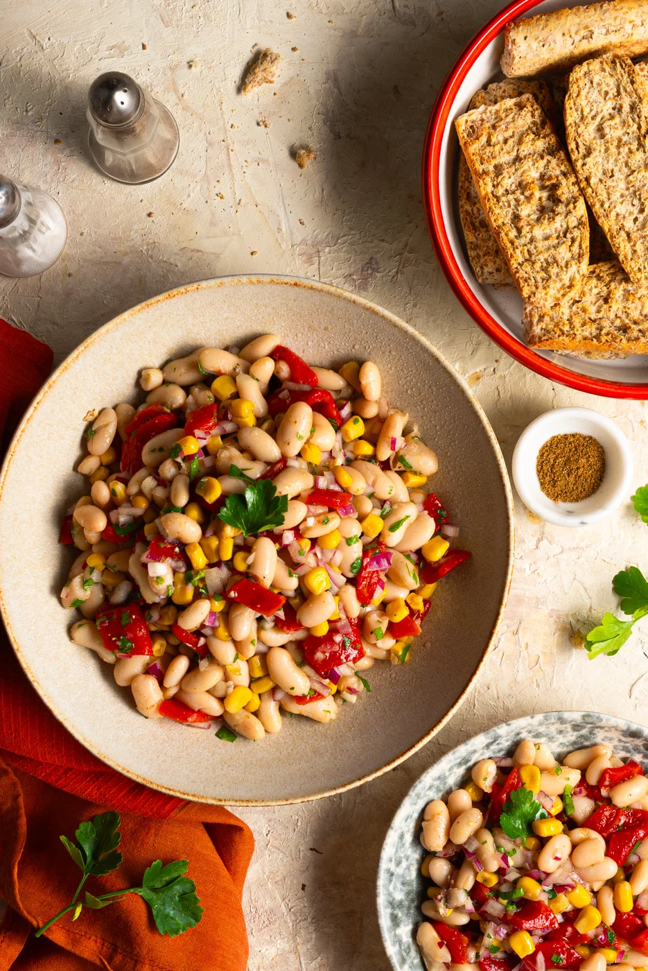 marinated white beans with corn and red peppers salad