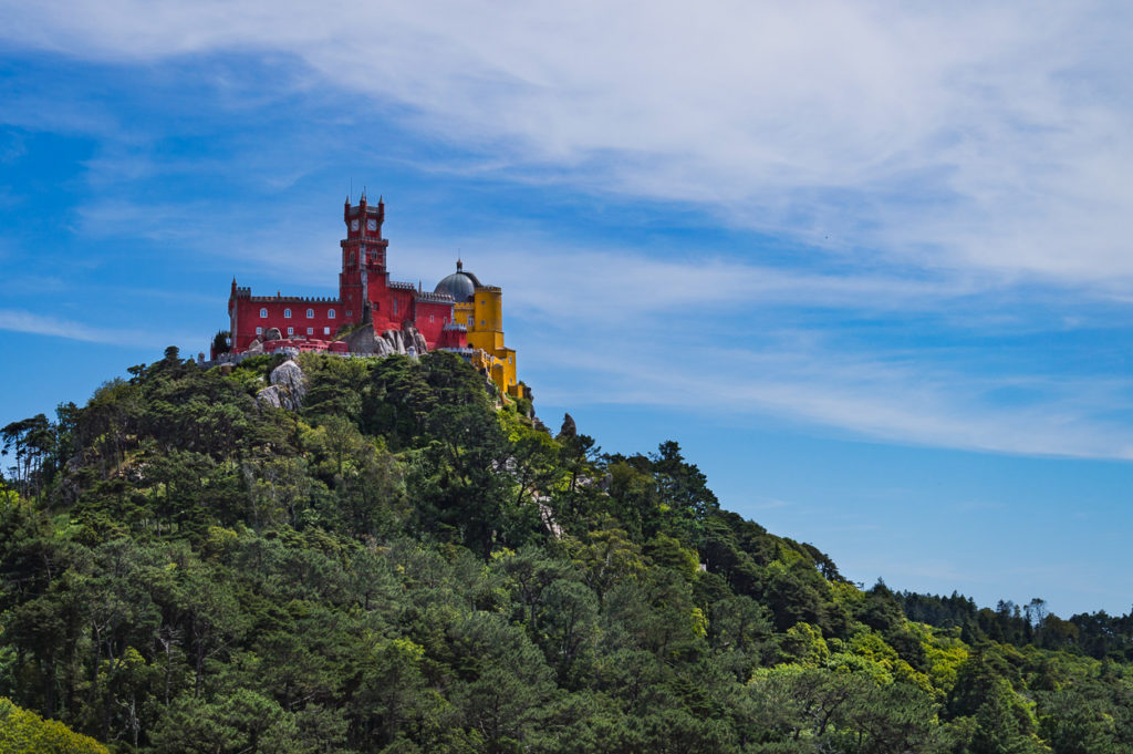 Palača Pena (Palacio Nacional da Pena) - pogled s maurske utvrde