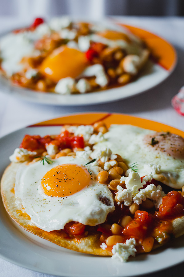pečena jaja na meksički način (huevos rancheros)