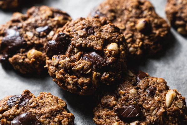 dark chocolate hazelnuts oatmeal cookies dark chocolate hazelnuts oatmeal cookies