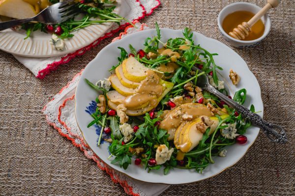 salata s rikolom, kruškama i plavim sirom – blog-1